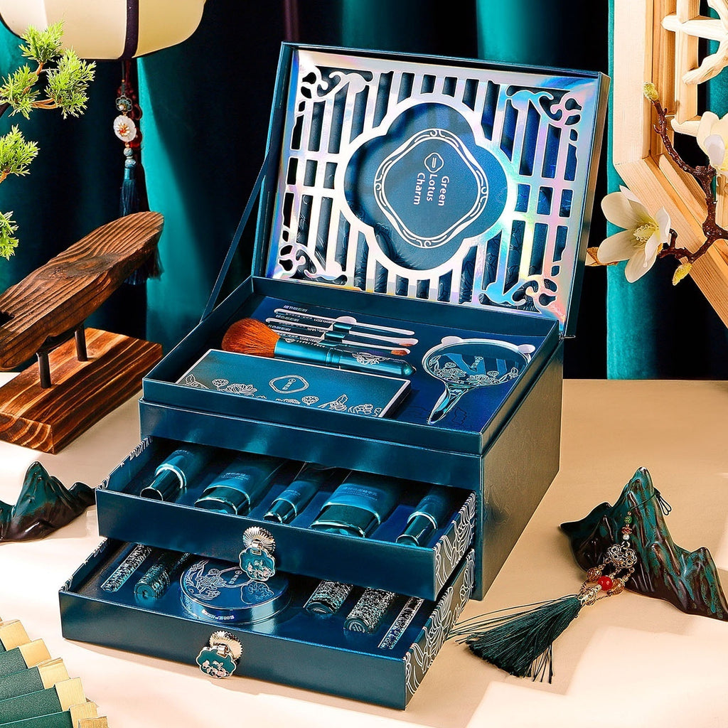 Green Lotus Beauty Makeup And Skin Care Suit