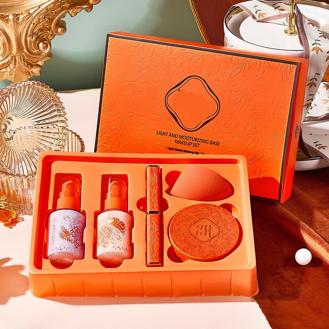 Light And Moisturizing Base Makeup Set